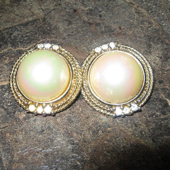 Designer Inspired Vintage Pearl , Diamond and Gold Clip-On Earrings - Picture 1 of 5